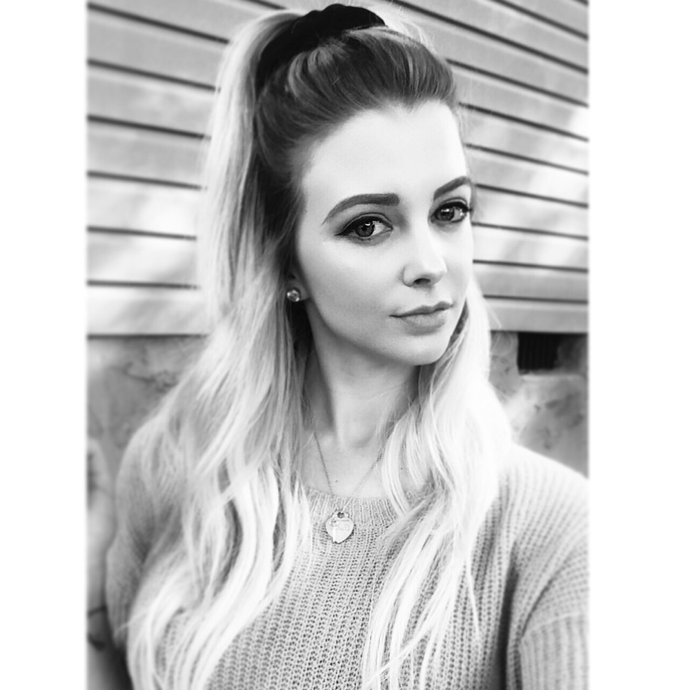 Meet your Posher, Carrie ann